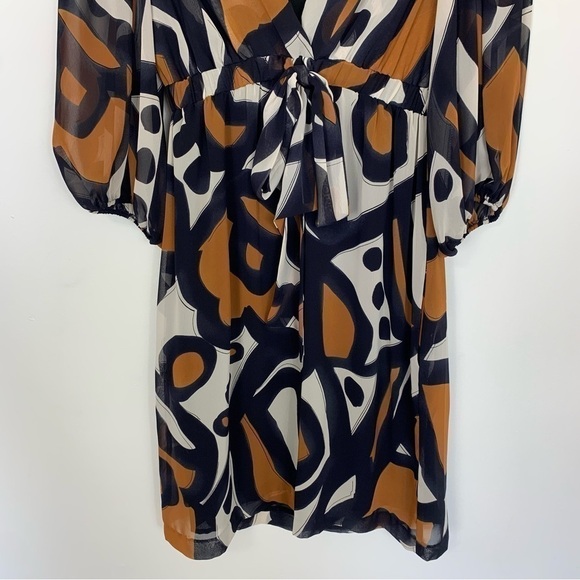 Eliza J Geometric Print Tie Waist Dress Size 6 Petite - Picture 4 of 16